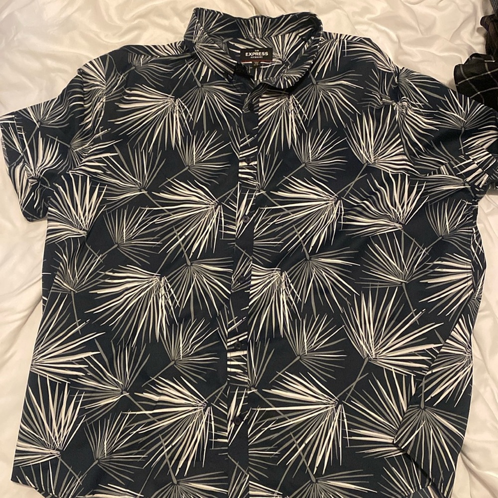 Express slim performance XXL button down